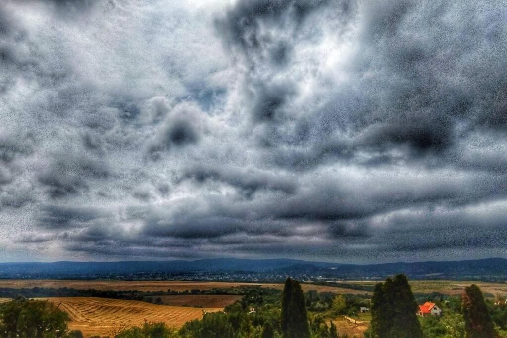 Appartamento Panorama Apartman Pilisszanto Esterno foto